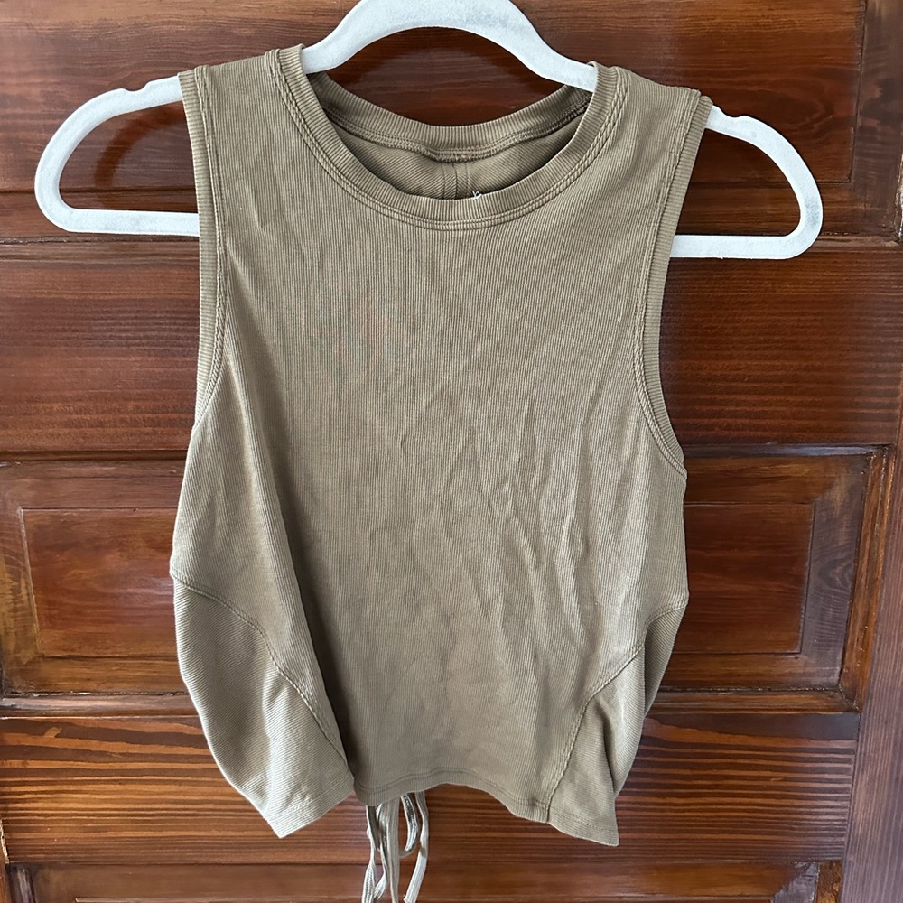 Lululemon Athletica Dark Green Sleeveless Crop Top